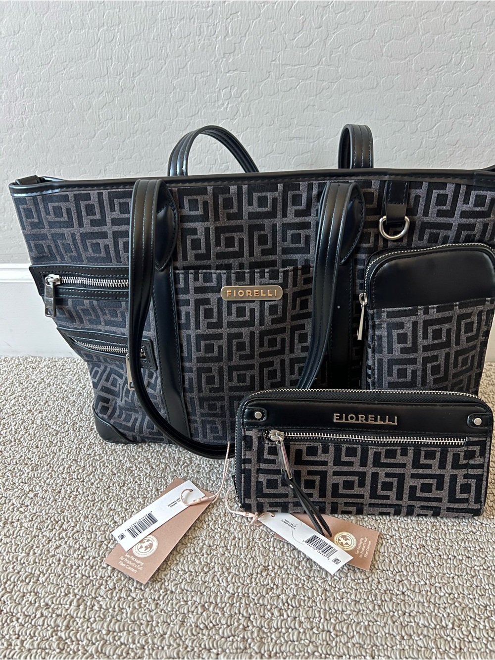 Fiorelli Black & Gray Logo Tote with Matching Wallet NWT $25